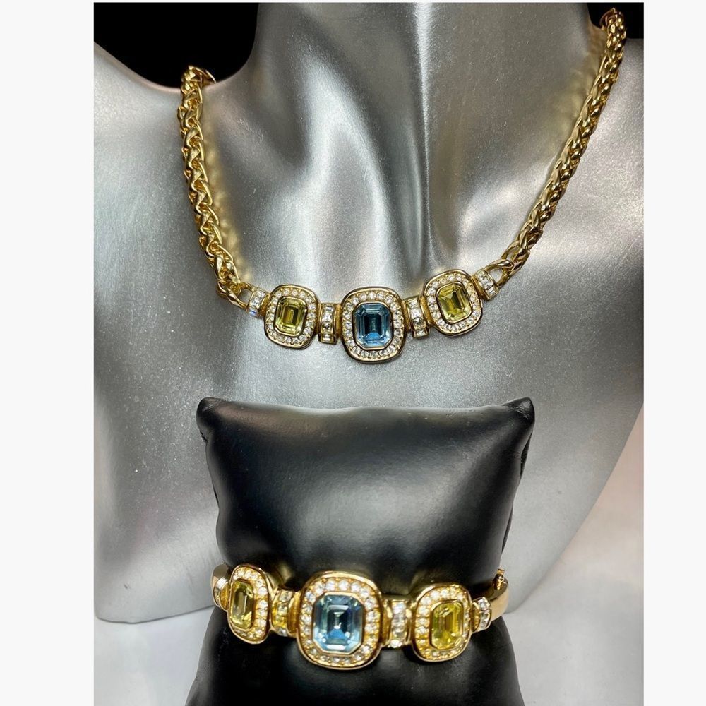 Christian Dior Yellow Gold Tone Matching Jewelry Set - Picture 4 of 13